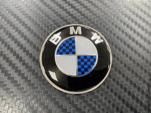 Эмблема в руль 44 мм сине-белый карбон для BMW