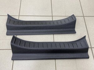 Защитные накладки на пороги передних дверей чёрные пластик (2 части) для Peugeot Expert 2017-
