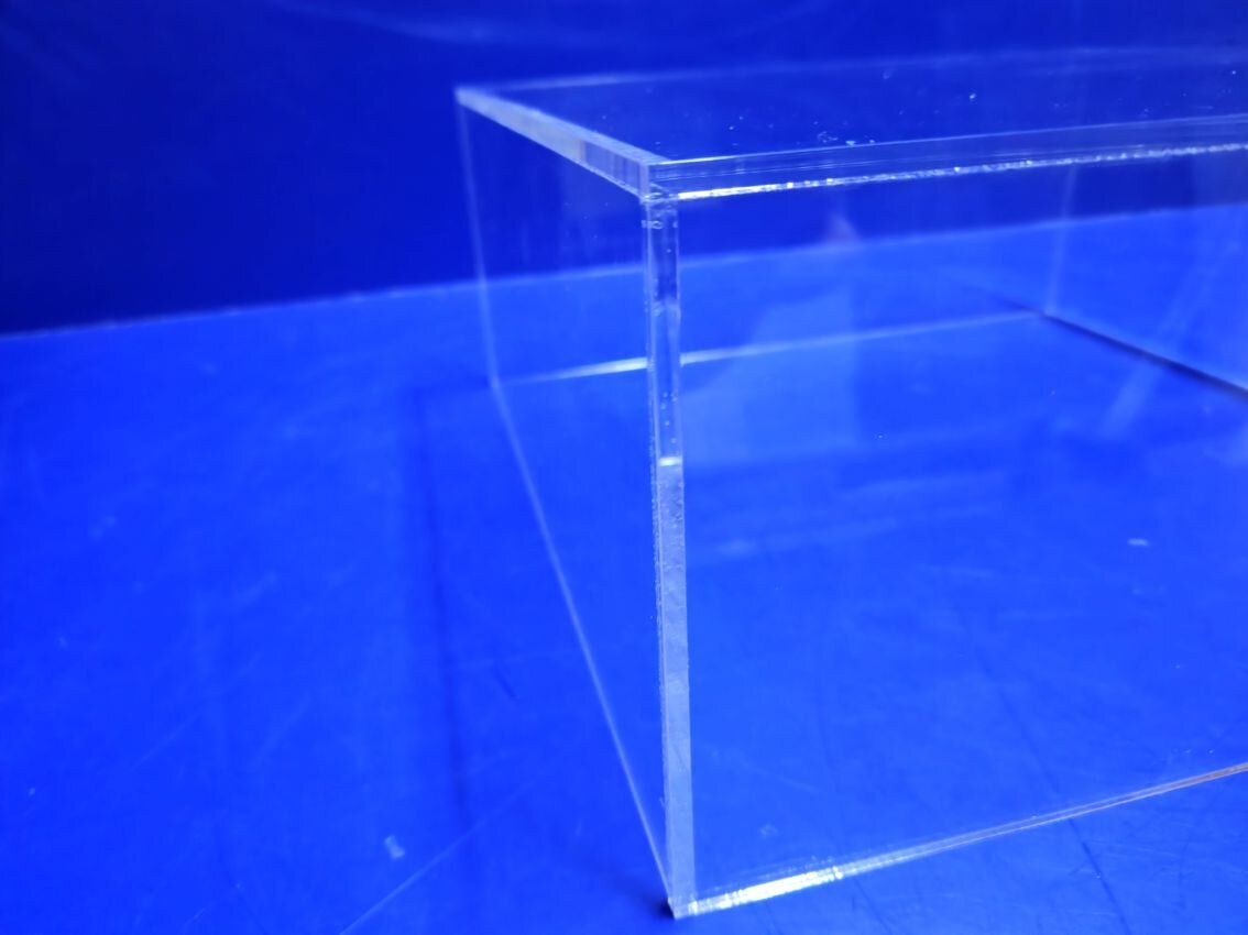 Производство чехлов из органического стекла - фото pic_1a1cc4b556b024c262ec3e7c4c261614_1920x9000_1.jpg