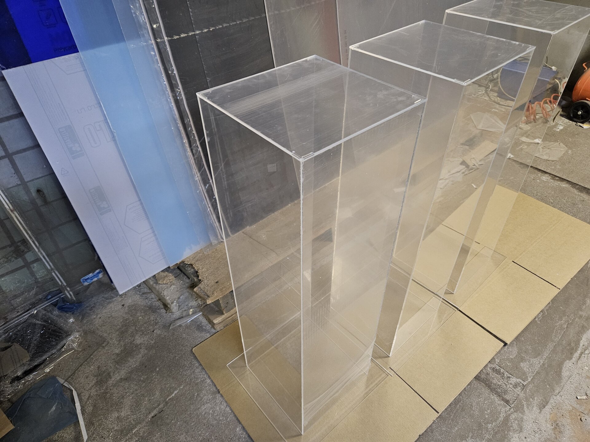 Прозрачные колонны для торжеств, свадеб и интерьеров. - фото pic_4c1b76b1927eacc9a59e056e09d1f5a1_1920x9000_1.jpg