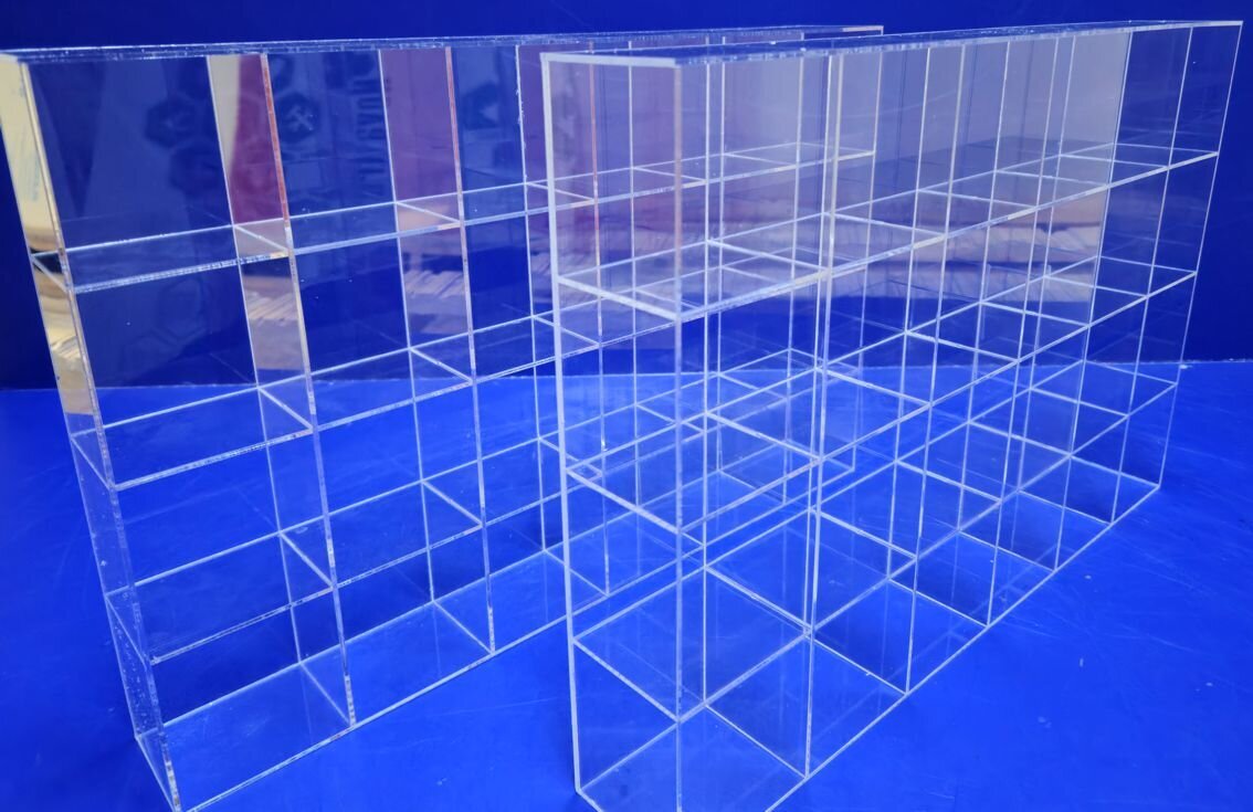 Секционная витрина из оргстекла. - фото pic_5725c14d6c8a317fb8e93c7c17b9c893_1920x9000_1.jpg