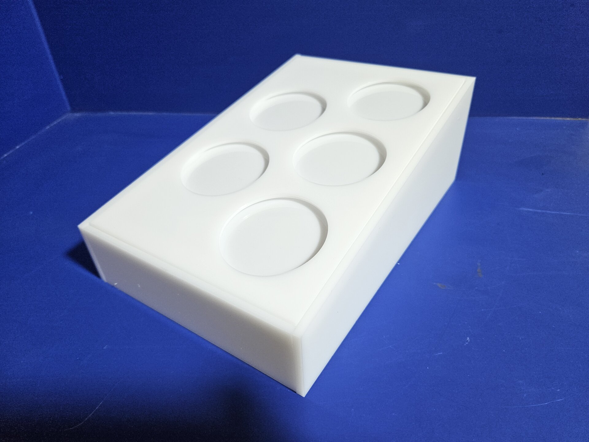 Производство коробов из цветного оргстекла индивидуальные размеры - фото pic_ccebc94b54b33c0d3540bbba5198bdcc_1920x9000_1.jpg