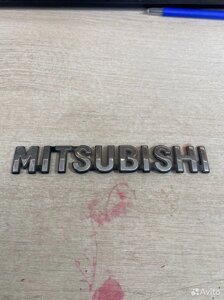 Надпись mitsubishi эмблема надпись мицубиси