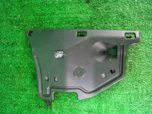 Накладка торпедо правая для Toyota Yaris P13 556070D050