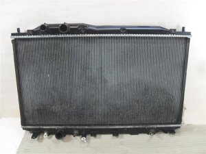 Радиатор охлаждения для Honda Civic 4D (FD) 19010RRH901