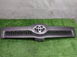 Решетка радиатора для Toyota Corolla Verso R1 531110F901