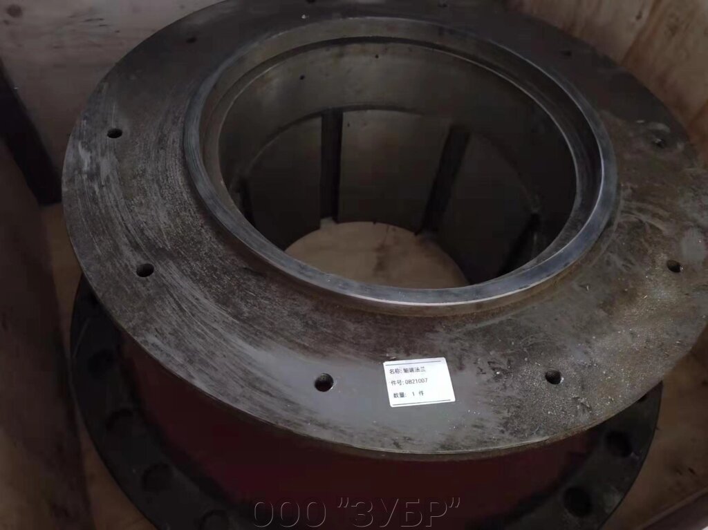 Фланец оси (ступица) кат, номер 0B21007 для бульдозера Shehwa TY165-2 ##от компании## ООО "ЗУБР" - ##фото## 1