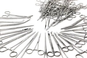 Набор инструментов хирургический операционный малый