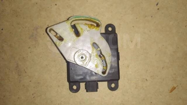 Моторчик заслонки отопителя 3K01030840 Nissan Qashqai Ниссан Кашкай б/у ##от компании## РазборАавто66 - ##фото## 1