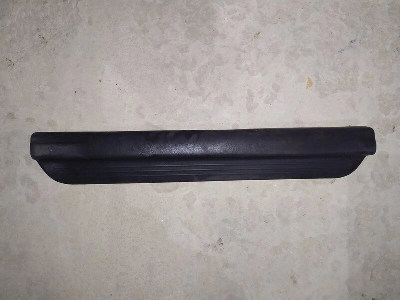 Накладка порога внутренняя передняя правая 6791333030 Toyota Corolla E120 Тойота Королла E120 б/у от компании РазборАавто66 - фото 1