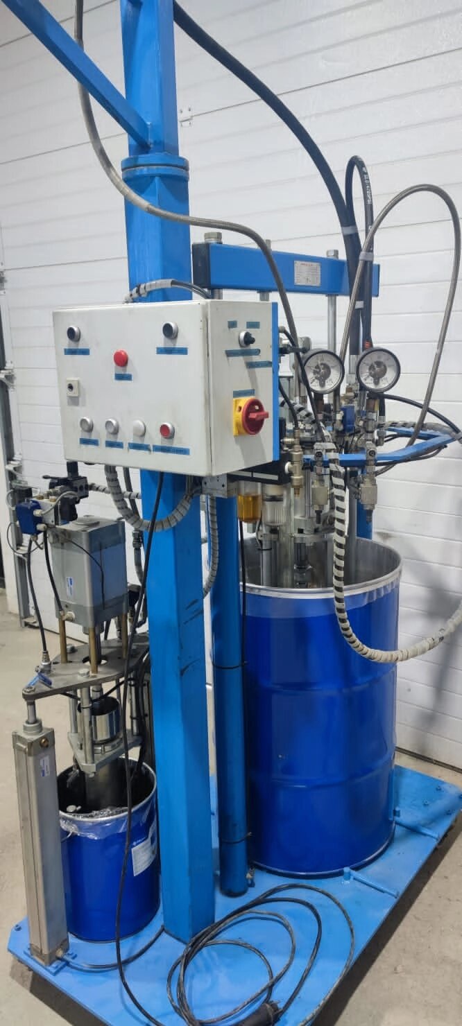 Двухкомпонентный экструдер MG200 PS/PU EURO Metall Glas от компании ООО "ТехКом" - фото 1