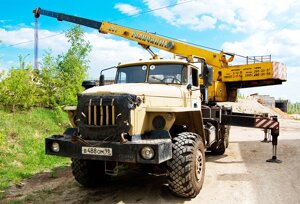 Замена и ремонт платформы автомобильного крана в Челябинской области от компании ООО"ЧелябГидроКран"