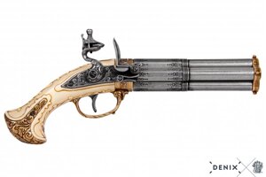 Пистоль 4-х ствольный револьверный, системы Флинтлок, рукоять - под слон. кость, Франция 18 в.