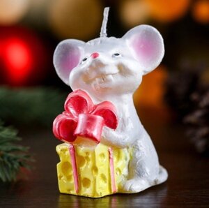 Свеча декоративная "Мышка с подарком", микс, 467 см