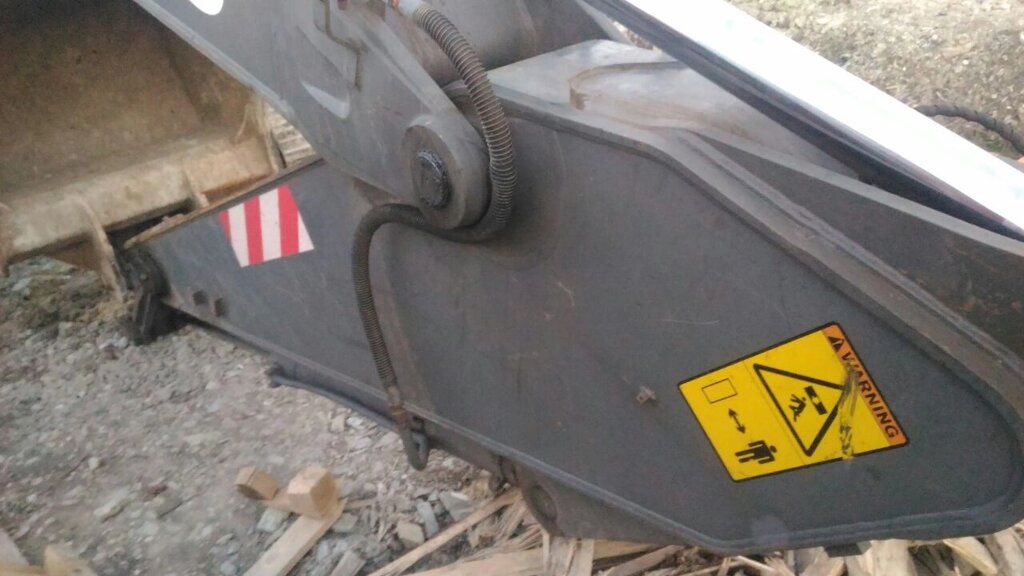 Гидроцилиндр рукояти Volvo EC480D VOE14606236 от компании ГК "МашСервис" Запчасти и Ремонт спецтехники - фото 1