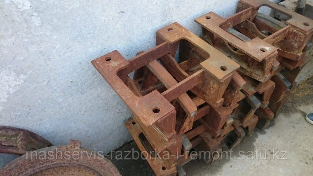 Корзинка, защита цепей Cat, Caterpillar 320 ##от компании## МашСервис - ##фото## 1
