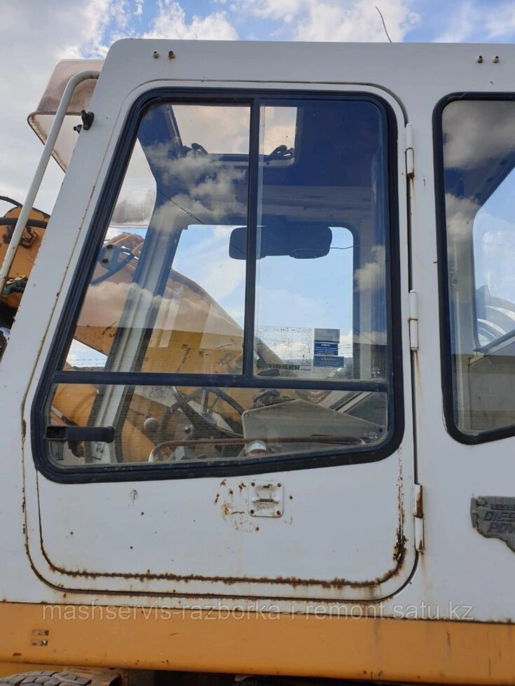 Разборка колесного экскаватора Liebherr r902, 922, 912 от компании ГК "МашСервис" Запчасти и Ремонт спецтехники - фото 1