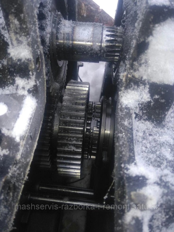 Шестеренки, валы и запчасти к спецтехнике TLB1 UP 4WD TRANSMISSION - 142148 от компании ГК "МашСервис" Запчасти и Ремонт спецтехники - фото 1