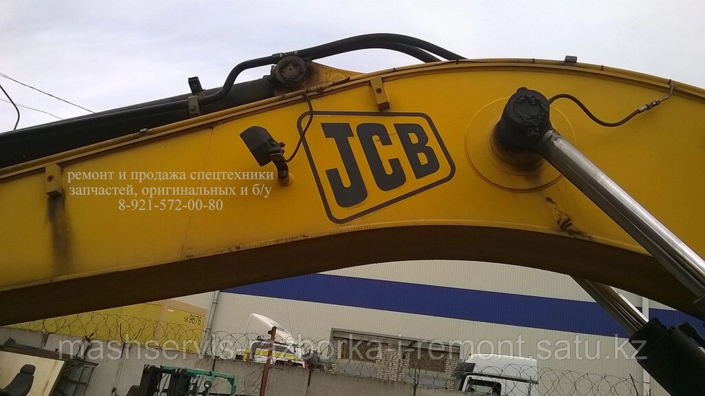 Стрела JCB б/у от компании ГК "МашСервис" Запчасти и Ремонт спецтехники - фото 1