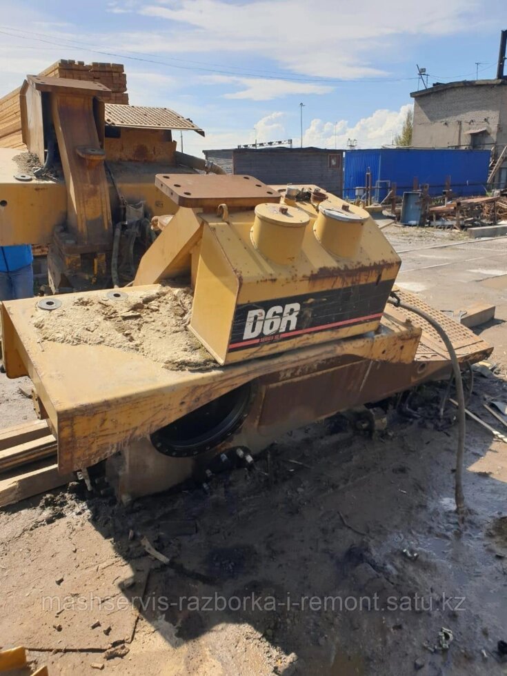 Трансмиссия Cat d6r от компании ГК "МашСервис" Запчасти и Ремонт спецтехники - фото 1