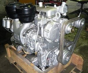 Двигатель ЯАЗ-204 в сборе