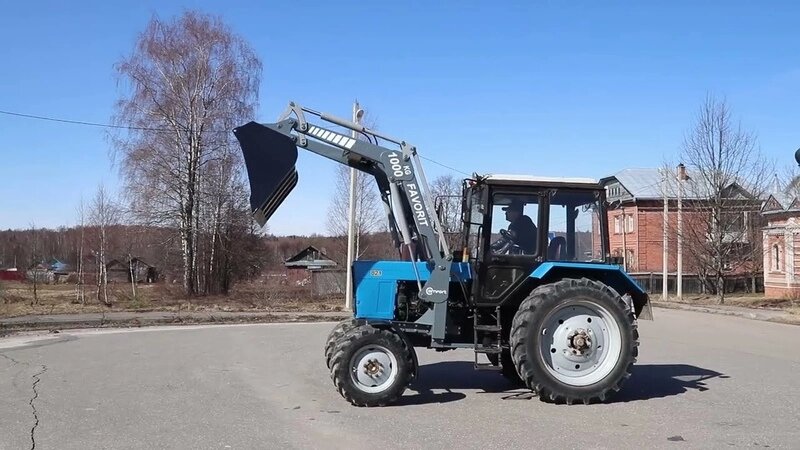 Погрузчик пку 1000 Комфорт фронтальный к трактору от компании ЗАПЧАСТИ ДЛЯ ДОРОЖНЫХ КАТКОВ - фото 1