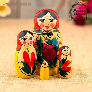 Матрёшка «Галина», красный платок, 4 кукольная, 9 см
