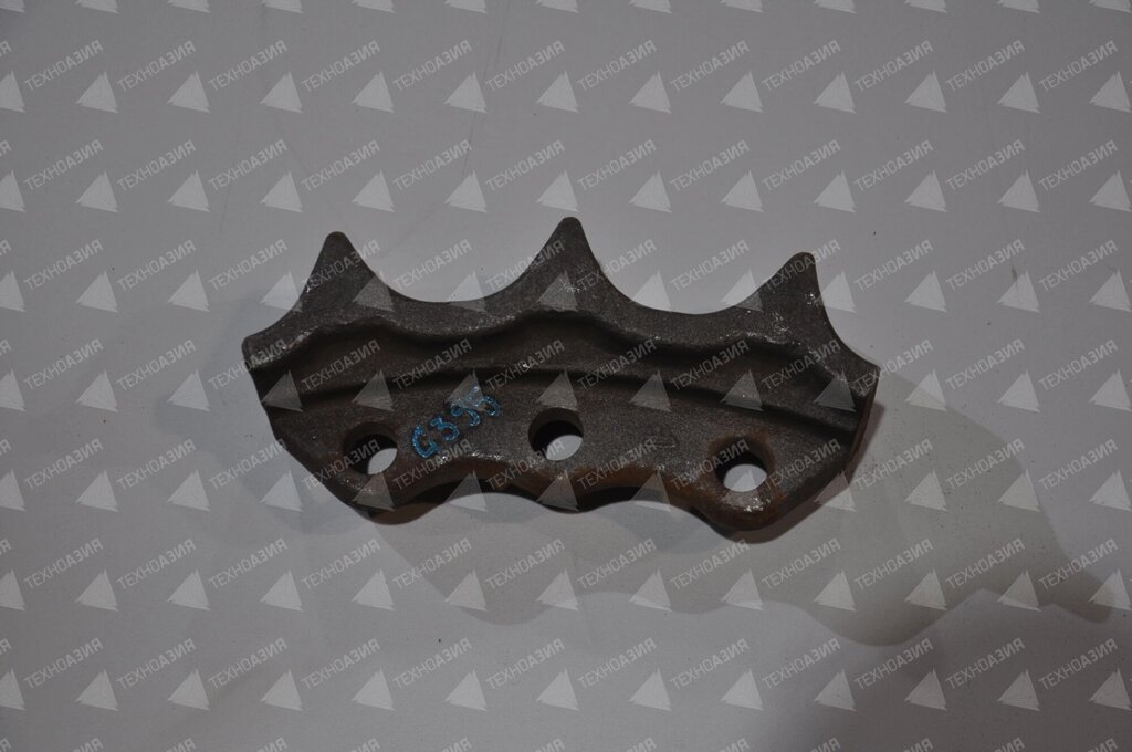 Сегменты звездочки 3х зубчатые 16Y-18-00014 SHANTUI SD16, KOMATSU D65A (ОРИГИНАЛ) от компании ООО «ЦЕНТР ГРУПП» - фото 1