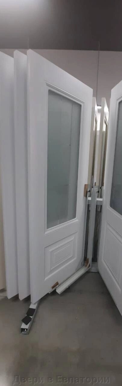 Межкомнатная дверь КАТЕРИНА цвет белая эмаль ОСТЕКЛЕННОЕ ЭВЕР от компании Двери в Евпатории - фото 1
