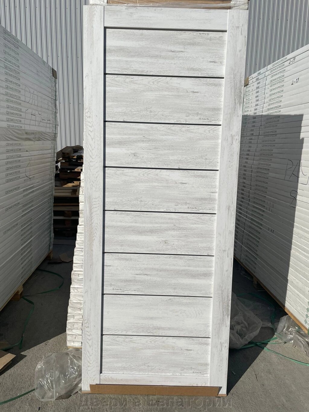 Межкомнатная дверь СЕУЛ царга Eco-wood Ель альпийская стекло матовое АЛЬБЕРО от компании Двери в Евпатории - фото 1