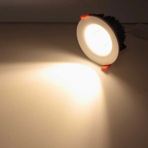 Светодиодный светильник JH-TH-Z15W AR67 (15W, Warm White) DELCI