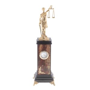Декоративные часы "Фемида" из яшмы и бронзы - дорогой подарок судье