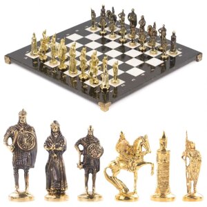 Шахматы подарочные "Русские" с бронзовыми фигурами доска из камня 40х40 см