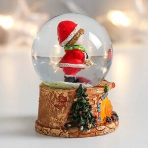 Сувенир полистоун водяной шар "Малыш со звёздами в ожидании Деда Мороза" 4,5х4,5х6,5 см (6 шт)
