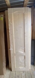 Межкомнатная дверь деревянная из массива сосны филенчатая 600*2000