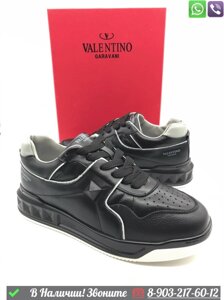 Кроссовки Valentino One Stud кожаные черные