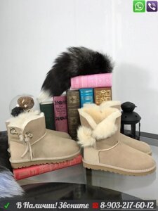 Угги замшевые UGG Bomber с булавкой Песочный