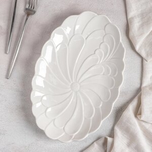 Блюдо керамическое «Ромашка», 32203 см, цвет белый