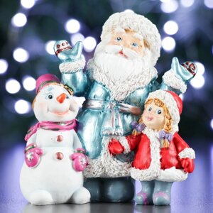 Фигура "Дед Мороз cнеговик и девочка" МИКС 10х6х11см