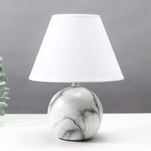 Настольная лампа 16818/1 E14 40Вт бело-серый h. 27см RISALUX