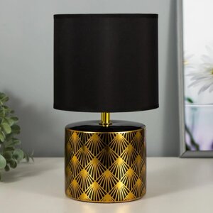 Настольная лампа Биргит E14 40Вт черно-золотой 15х15х27 см RISALUX