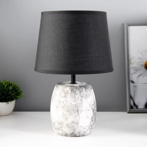 Настольная лампа "Дафна" Е14 40Вт серый 22,5х22,5х33см RISALUX