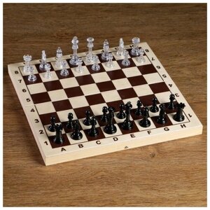 Фигуры шахматные, король h=5.8 см, пешка h=2.8 см
