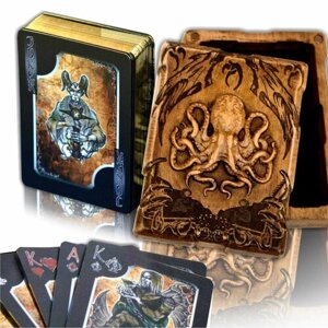 Коллекционный Набор - Игральные карты Angels & Demons c фольгированным срезом торца карт + 3D Коробка с барельефом Ктулху, с магнитными креплениями