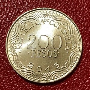 Монета Колумбия 200 песо 2013 год #5-4