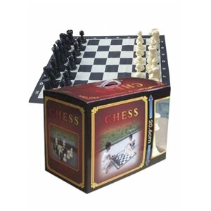 Садовые гигантские шахматы, Русский шахматный дом