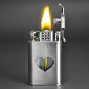 Сверхдолгая автоматическая металлическая бензиновая зажигалка с резервуаром для топлива в виде сердца, цвет серебро