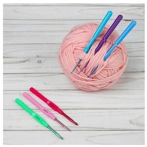 Арт Узор Набор крючков для вязания, с пластиковой ручкой, d = 2,5-5 мм, 14 см, 6 шт, цвет разноцветный