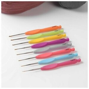 Набор крючков для вязания, с пластиковой ручкой, d - 0,8-2 мм, 8 шт, цвет разноцветный