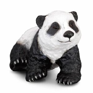 Фигурка Детёныш панды сидящий дикие животные